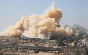 الجيش يهدم 700 منزلا على الشريط الحدودى مع قطاع غزة