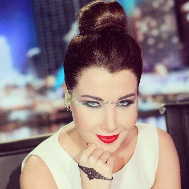 صور نانسي عجرم لا بسه اسوار ذهب اسود ب 10 الاف دولار 1 صور نانسي عجرم لا بسه اسوار ذهب اسود ب 10 الاف دولار